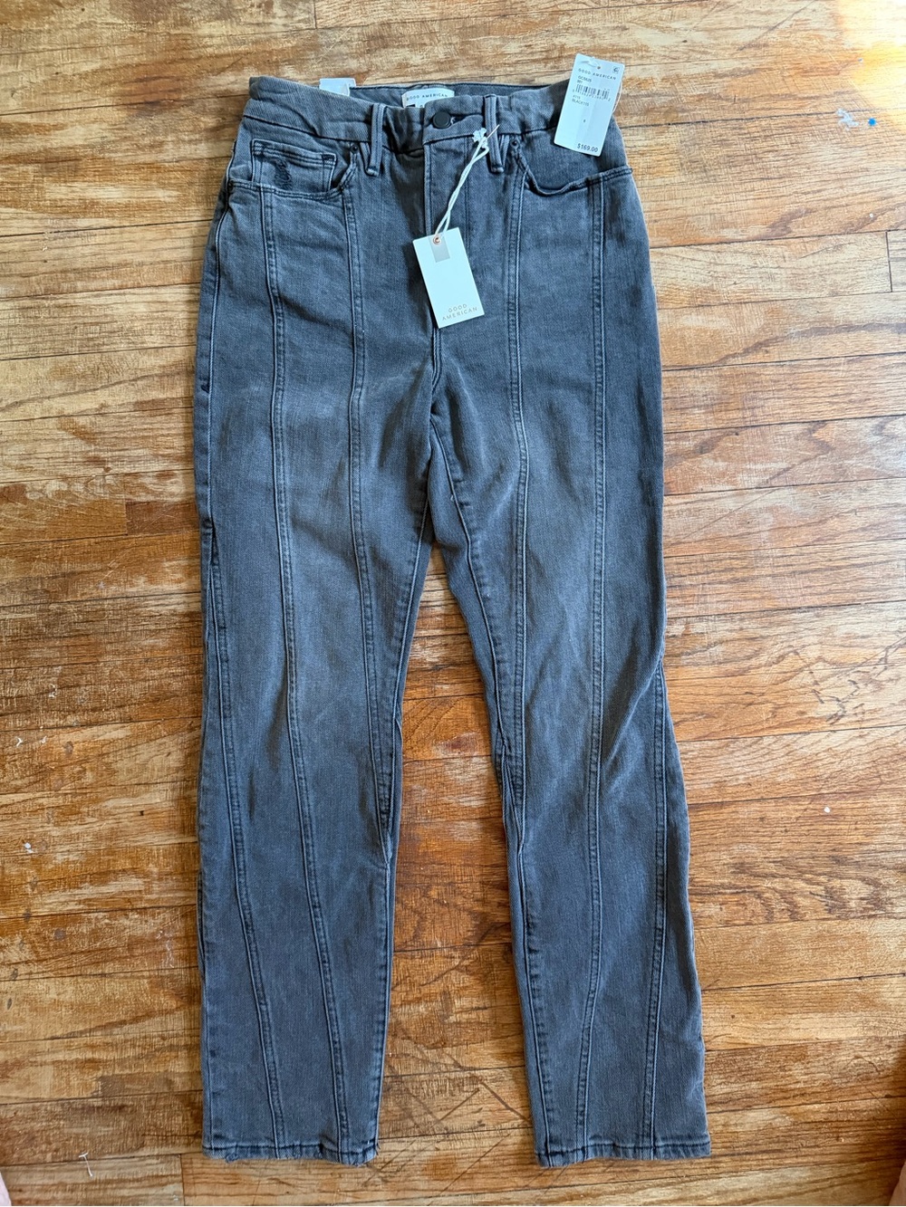 Good American Slim Straight Panel-Seam Jeans - Gray